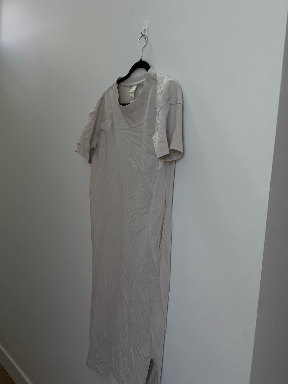 H&M Maxi T-Shirt Dress in Light Beige